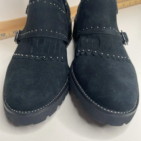Vaneli M black suede leather kiltie ankle boot with silver toned studs, size 8N - Picture 10 of 11